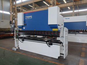 dibuat di pengilang china 3 + 1 paksi cnc tekan brek, mesin lenturan hidraulik untuk dijual