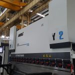 6 paksi hidraulik cnc tekan brek 200 Ton 3100mm untuk cnc backgauge XR Z1 Z2-paksi