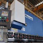 brek cnc hidraulik yang popular dengan estun E210 sistem kawalan WC67Y- 125Ton / 3200mm dengan perkhidmatan jurutera